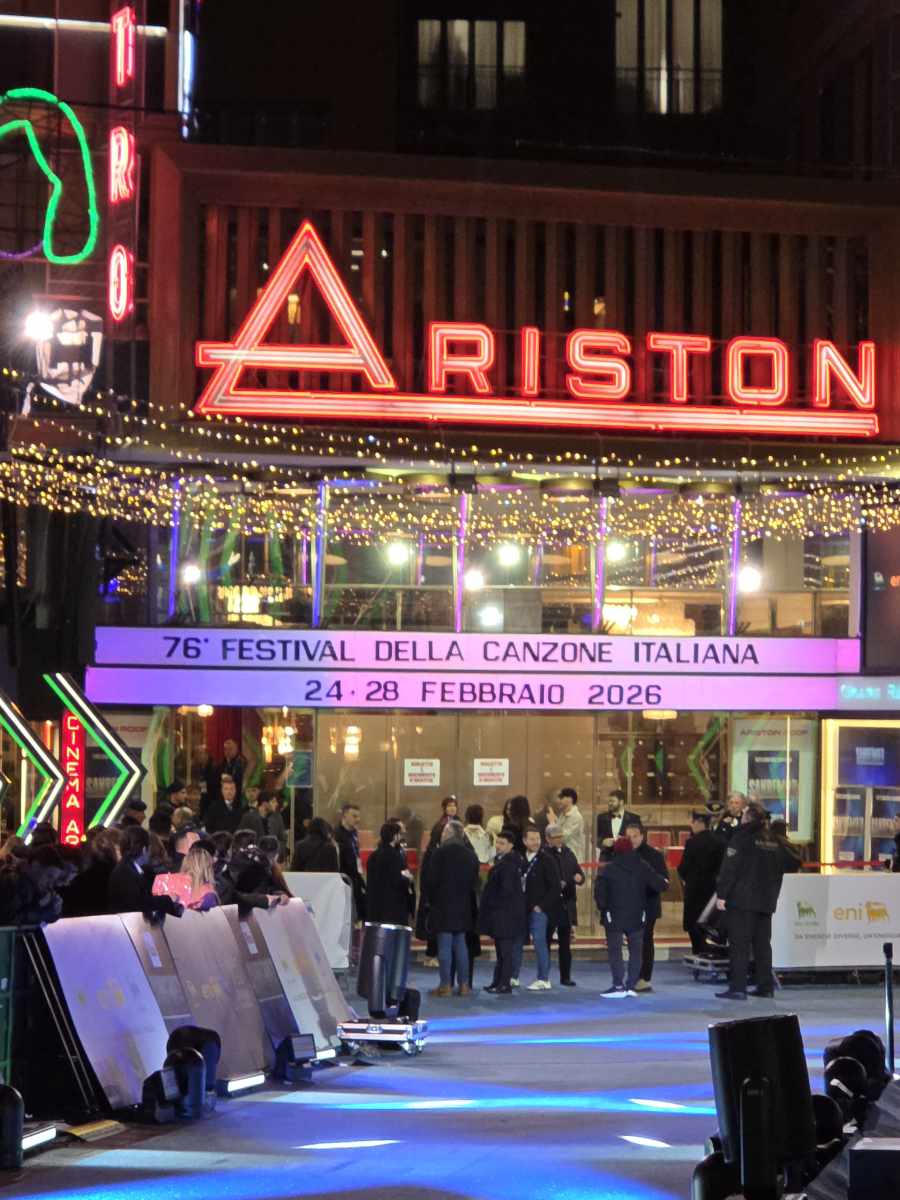 Sanremo, il ritorno del segno: quando la moda diventa memoria&nbsp;politica